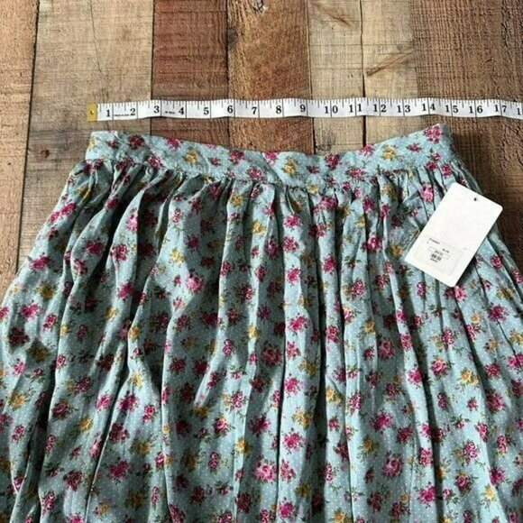 Comme Toi women's size large midi pleated skirt blue and pink floral - Picture 2 of 8